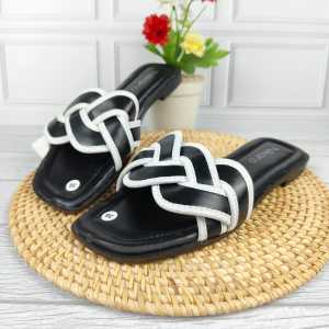 Sandal Flat Wanita Kekinian. Sandal Wanita Korean Style Terlaris. Sandal Selop Teplek Wanita Ringan nyaman di pakai