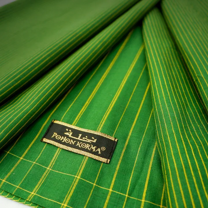Sarung%20Pohon%20Korma%20Classic%20Motif%20Salur%20Hijau%20-%20Image%203
