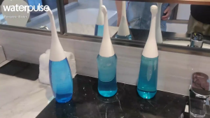 Cầm tay CHẬU VỆ SINH vệ sinh phụ nữ Clean Bottle vòi xịt di động Bộ phận tư nhân đỏ bừng thiết bị cho cá nhân làm sạch