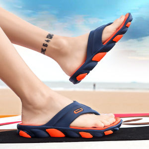 Large size 39-47 slippers for men kasut selipar lelaki viral dewasa 2023 new summer wear trendy beach flip-flops house bathroom bathing non-slip soft bottom clip feet mens sandals