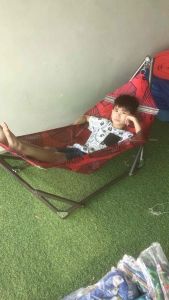 ชุดเปลเด็กครบชุด เปลนอนสำหรับเด็ก ผ้าเปลนอนสบาย สัมผัสนุ่มไม่บาดผิว ไม่อมเหงื่อ ผ้าเปลมีเหล็กดามหัวท้ายกันเปลห่อตัว โครงเปลปรับระดับได้ พับเก็บใส่กระเป๋าพกพาสะดวก สินค้าขายครบชุด มีโครงเปล+ผ้าเปล+กระเป๋า