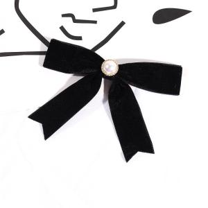 Hmeme เข็มกลัดโบว์กำมะหยี่สีดำแฟชั่นเนคไทไข่มุกสำหรับเสื้อผ้าผู้หญิงคอเสื้อตกแต่งแบบเรียบง่ายริบบิ้นผูกโบว์เครื่องประดับ