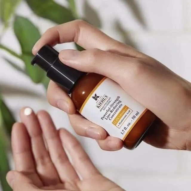 Serum%20Vitamin%20C%20gi%C3%BAp%20da%20ch%E1%BB%91ng%20l%C3%A3o%20h%C3%B3a%20&%20gi%E1%BA%A3m%20n%E1%BA%BFp%20nh%C4%83n%20r%C3%B5%20r%E1%BB%87t%20Kiehl's%20Powerful%20Strength%20Line%20Reducing%20Concentrate%20c%E1%BB%A7a%20M%E1%BB%B9%20chai%2050ml,%20chai%2075ml%20v%C3%A0%20100ml%20-%20Image%203