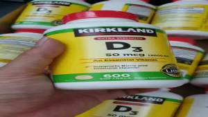 Vitamin D3 2000 IU Kirkland 600 viên từ mỹ ( Hàng nội địa Mỹ đủ bill) hấp thụ canxi giúp xương chắc khỏe - Bổ sung Vitamin D3 thiết yếu tăng cường sức đề kháng và hệ miễn dịch Cải thiện chức năng tiêu hoá duy trì hệ tiêu hoá khoẻ mạnh