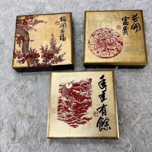 Hộp đựng bánh mứt sơn mài cao cấp Thanh Bình Lê hộp vuông hoa đào đỏ nền dát vàng 4 ngăn rời 23x23x6 cm