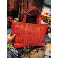 Tas map kulit asli model hobo handmade anyaman jogja. 