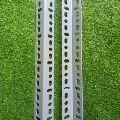 Thanh sắt V lỗ V3 Thanh V lỗ làm kệ Đa năng đễ dàng lắp đặt Dày 1.6mm - Điện Nước Minh Hưng