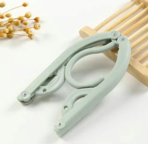 MAGIC HANGER PORTABLE/GANTUNGAN BAJU SERBAGUNA/HANGER LIPAT MURAH