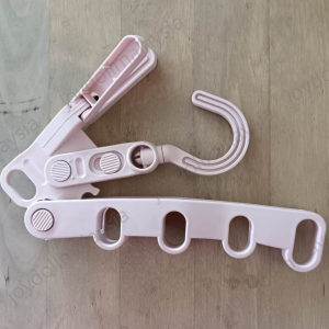 [ READY STOCK ] Five-Holes Folding Clothes Hanger Portable Travel Hanger Drying Hanging Rack Foldable Clothes Hanger