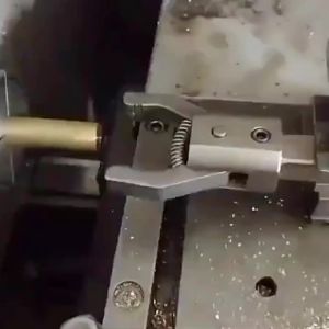 Hanson8 CNC Lathe Automatic Puller 12-32mm Round / Square Shank Bar Puller Lathe Feeder Machine Tool Turning Boring 9N5Q1