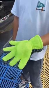 Găng tay rửa xe 5 ngón – Làm sạch nhanh an toàn cho mọi bề mặt sơn xe