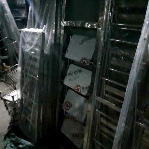 Ghế inox ngồi cao 60cm/70cm/80cm lên mặt . Inox 201 dày mặt ghế trơn không bập bùng . Hàng chất lượng tốt .