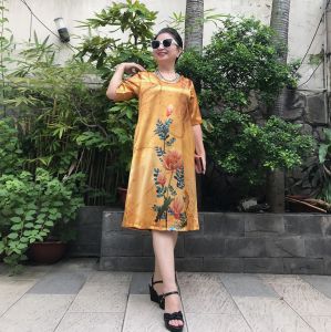 Đầm Trung Niên Dáng Suông A Che Bụng - Vải Lụa GTO In 3D Sang Trọng. Đủ Size từ 48kg đến 90kg.