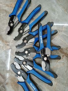 Kìm DAMMY chất thép CRV cắt dây điện tước vỏ dây kìm tách vỏ và lõi dây điện thợ điện nước lắp ráp chuyên nghiệp