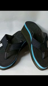 Sandal Wedges Lestari & Sendal Jepit Hak Tinggi