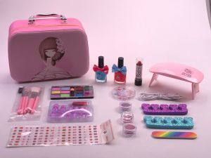 Bộ đồ chơi trang điểm cho bé gái 21 món giúp bé phát triển kỹ năng sáng tạo và nhận biết màu sắc