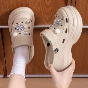 [Free Shipping] WomenS EVA Non-Slip Cute New Style Soft-Soled Height-Increasing Ultra-Soft Thick-Soled Outdoor Beach Sandals Closed-Toe Slippers