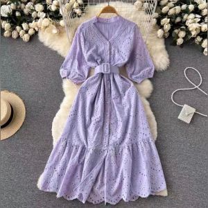 D11666 Sisley Premium Eyelet Dress With Belt