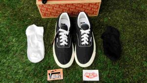 SEPATU VANSSE ERA BLACK WHITE OG WAFLE DT BNIB MADE IN CHINA SEPATU PRIA SEPATU WANITA SEPATU SNEAKERS SEPATU CASUAL SEPATU IMPORT