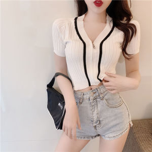 IELGY t-shirt womens short-sleeved V-neck summer crop top cropped sweater