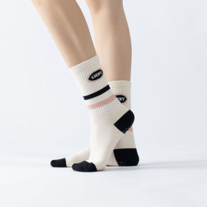 ถุงเท้าโยคะพิลาทิสสำหรับผู้หญิงถุงเท้าออกกำลังกายผ้าฝ้ายกันลื่นสำหรับออกกำลังกายในร่ม