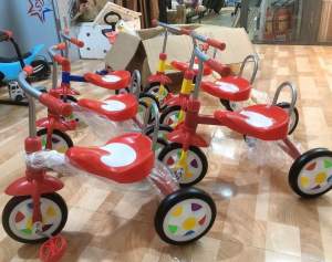 Xe chòi chân cho bé - xe thăng bằng - xe có bàn đạp cho bé - xe đạp 3 bánh
