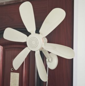 ส่งจากรุงเทพ🔥พัดลมติดผนัง ลมแรง พร้อมรีโมท พัดลมติดผนัง พัดลมไฟฟ้า พัดลมติดผนัง มีความหนาและทนทาน เหมาะกับห้องนั่งเล่นและห้องนอน