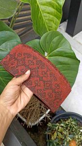 Peci Kopiah Goni Motif Batik Merah Bata Tinggi 9cm