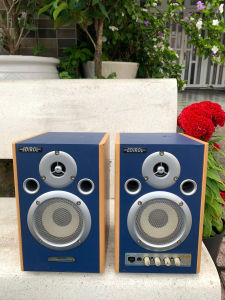 Cặp Loa Bookseolf Liền Công suất Roland Monitor - kiểm âm MA - 10A màu xanh hát cực hay chẩn ( bãi nhật điện 110v) zá 1tr6 mua ip shop