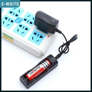 E-WOITD DC 4.2V 500mA 3.5mm Smart Charger EU US Plug 18650 Rechargeable Battery Travel Charger Power Adapter For Led Flashlight Torch
