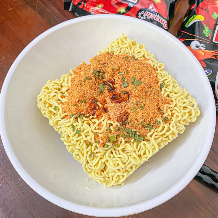 Th%C3%B9ng%2030%20G%C3%B3i%20M%C3%AC%20T%C3%B4m%20Phun%20L%E1%BB%ADa%20Omachi%20-%20Image%208