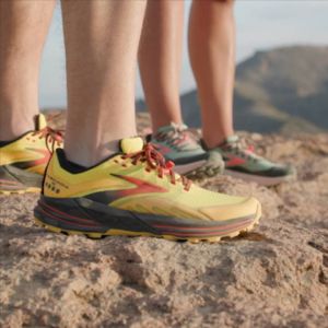 Brooks Mens Cascadia 16 Trail Run Hiking Shoe110376 2E 038 (2E - WIDE)