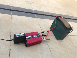 KNHK 600W Power Inverter DC12V to AC220V Charger USB Charging Port Universal Socket with Battery Clamp Solar Inverter Car/Home/Outdoor Use