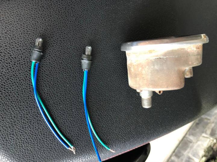 01%20b%C3%B3ng%20%C4%91%C3%A8n%20+%20j%E1%BA%AFc%20d%C3%A2y%20%C4%91i%E1%BB%87n%20%C4%91%C3%A8n%20cho%20%C4%91%E1%BB%93ng%20h%E1%BB%93%20xe%20cub%2078-79-80-81-86-honda%2067%20-%20Image%203