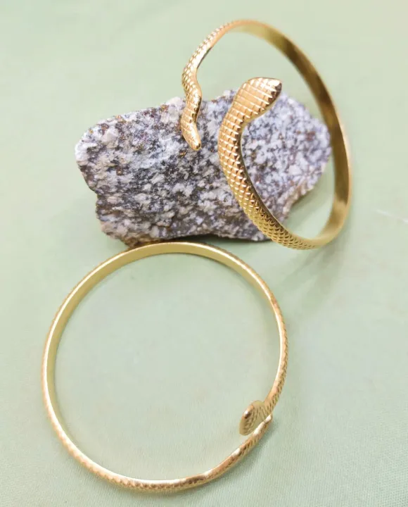 Fashionable%20Adjustable%20Stainless%20Gold%20Plated%20Snake%20Bangle%20-%20Image%202