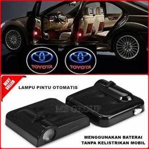 Lampu Pintu Mobil Logo LED TOYOTA Isi 2pcs Variasi Otomatis Proyektor Nyala Saat Pintu Terbuka OO