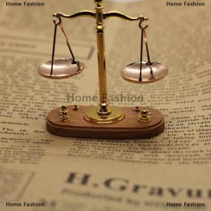 [COD] Home Fashion Mini Vintage Balance Scales Ornament Miniature Accessories Antique Justice Scale Model Exquisite Home Decoration Kids Gift
