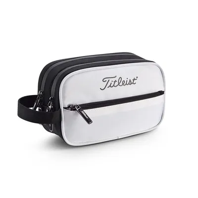 Túi gôn cầm tay Titleist chất liệu vải bạt dày dặn có tính năng chống thấm nước có hai ngăn