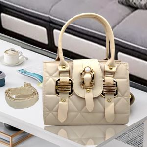 Tas Selempang Wanita Terbaru Tas Kondangan Wanita Tas Pesta Tas Kerja Ibu Perempuan Tas Bahu Kulit Sintetisan#tasviral #taskondangan #taswanita #tastrendy #tasperempuan #tasmewah #tascasual Cewek TP1