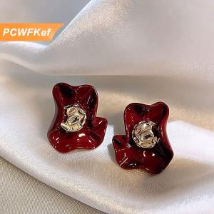 【PCWFKef】 Không Thường Xuyên Cánh Hoa Màu Đỏ Hoa Stud Bông Tai Cho Phụ Nữ Tinh Tế Đơn Giản Thời Trang Cá Tính Ngọt Ngào Tính Khí Đồ Trang Sức