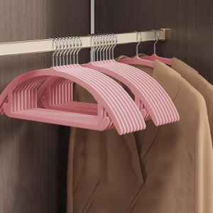 ไม้แขวนเสื้อผ้า กำมะหยี่ ไม้แขวนกำมะหยี่ ไม้เเขวนเสื้อกันลื่น ไม่หักไม่งอ ไร้รอยยับ ไม้แขวนเสื้อกันลื่น แพ๊ค 10/30/50 ชิ้น