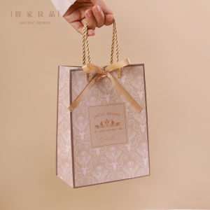 Túi quà hoạ tiết vintage sang trọng phong cách Châu Âu KT 20x15x8cm
