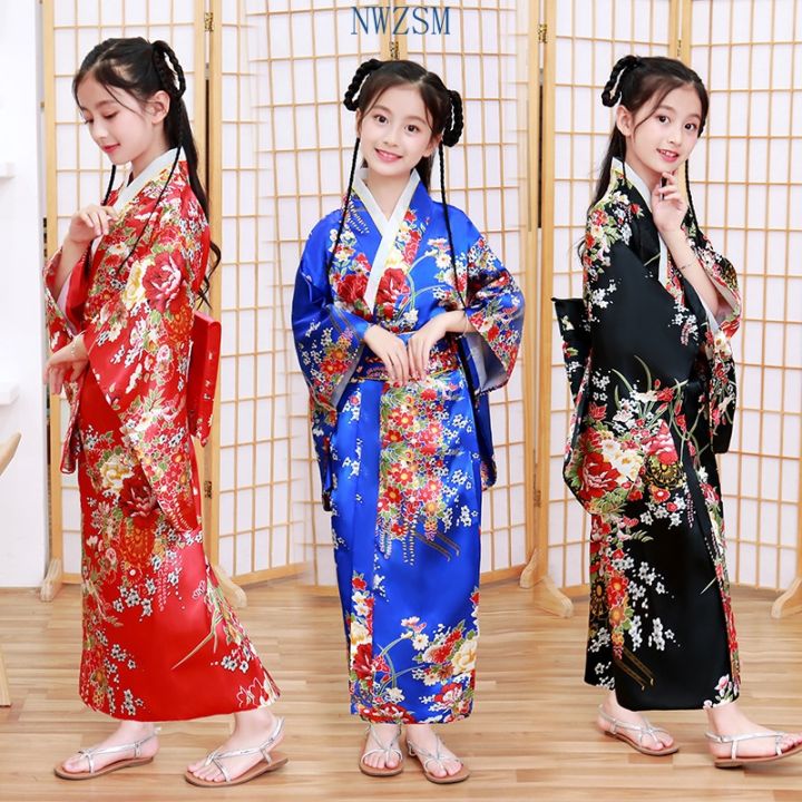 Nét duyên của váy cưới truyền thống Nhật Bản | KILALA