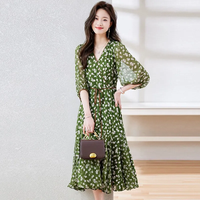 Fashion Women's Dress 2023 French Floral Mid Length Design Elegant