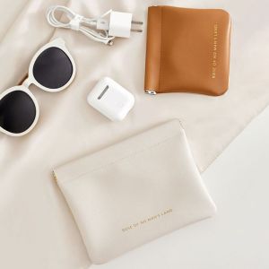 ลำลองแบบสบายๆ กิจกรรมกลางแจ้งกลางแจ้ง ถุงบรรจุเครื่องประดับ ปิดด้วยตัวเอง หนังพียู กระเป๋าเคสกุญแจ กระเป๋าเงินพีช ถุงเก็บผ้าอนามัย กันน้ำกันน้ำได้ กระเป๋าใส่เหรียญขนาดเล็ก กระเป๋าเครื่องสำอางลิปสติก กระเป๋าสปริงเล็ก กระเป๋าใส่ของสำหรับผู้หญิงเปลี่ยนได้