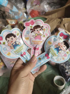 [Hàng mới] Combo 300g Kẹo mút trẻ em/ kẹo mút trái cây/ Kẹo mút Lollipop Đậm vị sữa và dâu tây/Kẹo mút 2 vị hình hoạt hình siêu kute