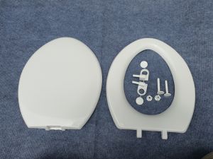 Nắp Bồn Cầu Nhựa Trắng Plastic Chấn Hùng Nắp Rơi Tự Do Thông Dụng Dành Cho Các Loại Bồn Cầu 2 Khối Két Rời
