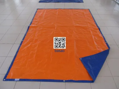 Tấm bạt kích thước 15m x 25m màu xanh - cam may sẵn không thấm nước
