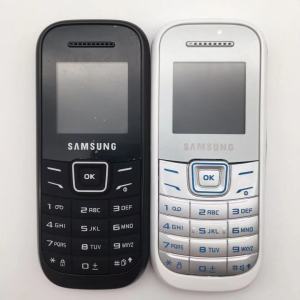 โทรศัพท์มือถือ Samsung E1200ของแท้มือถือปลดล็อค1.5นิ้วซิมการ์ดเดียวลำโพงแบตเตอรี่800 MAh