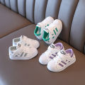 Children's sports shoes in the spring and autumn of 2022, the new girls' soft-soled shell head small white shoes, boys' casual shoes and baby shoes.. 